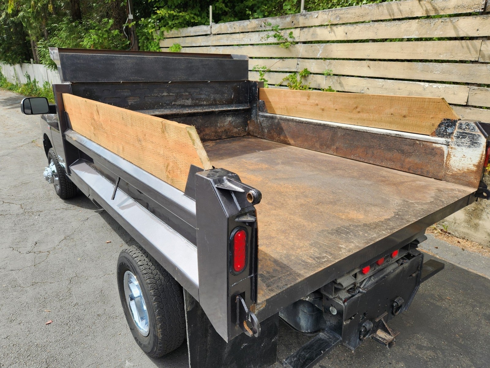 2022 RAM 3500 Tradesman Dump Bed