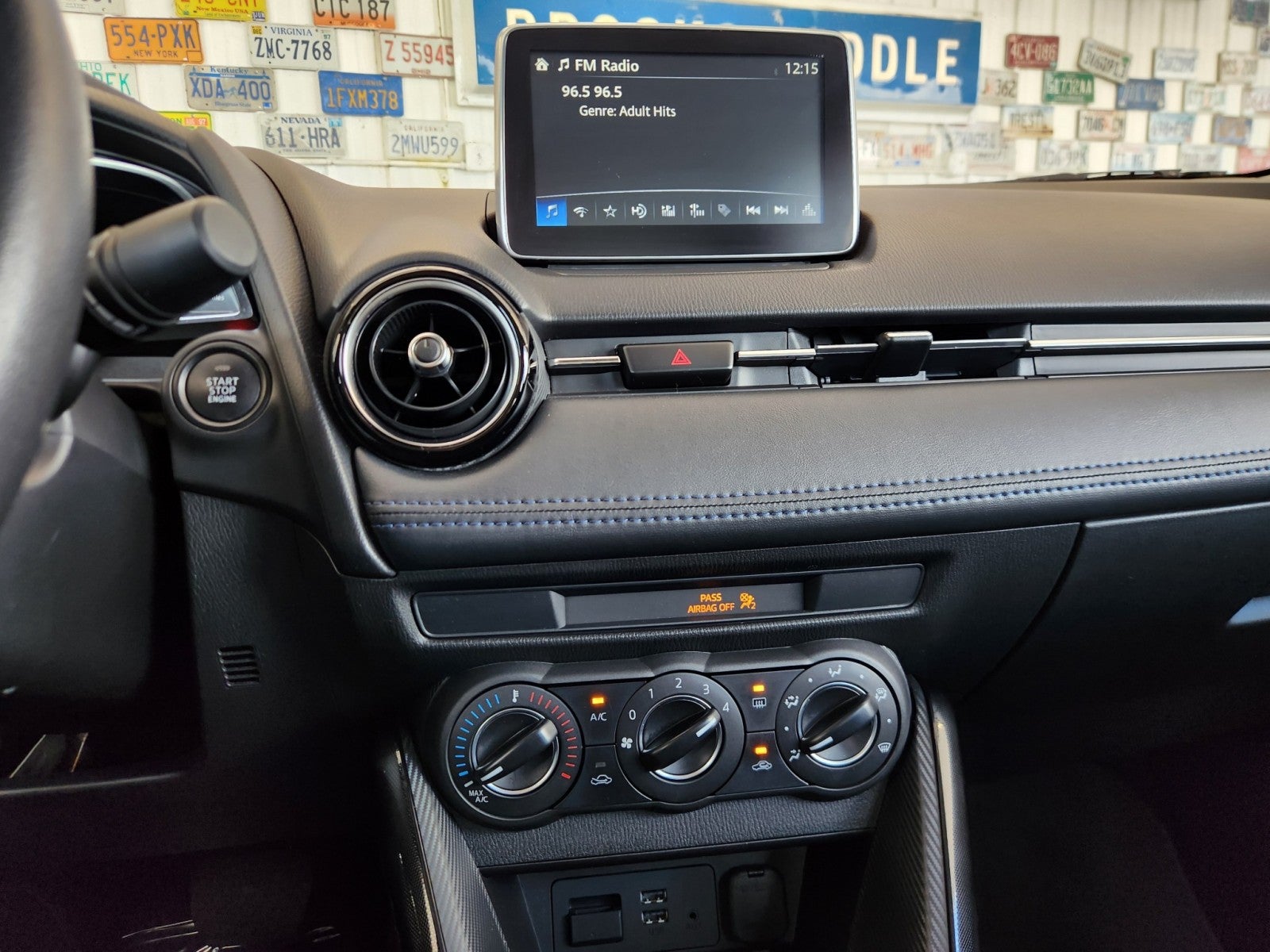 2017 Toyota Yaris iA Auto (Natl)