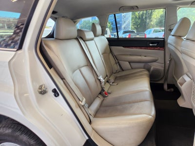 2012 Subaru Outback 2.5i Limited