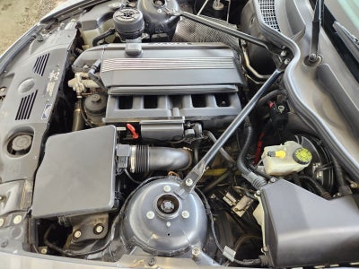 2004 BMW Z4 2.5i