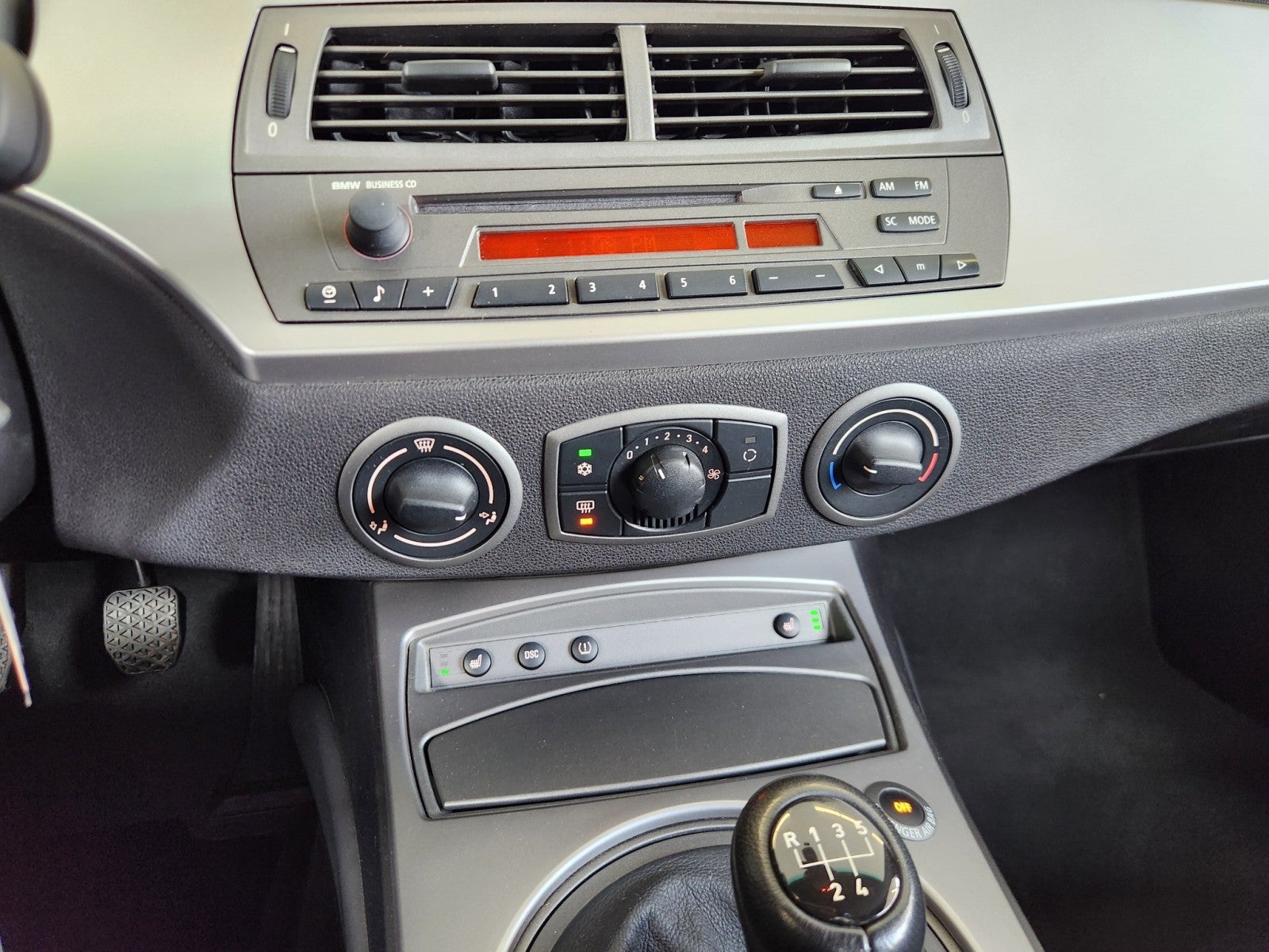 2004 BMW Z4 2.5i