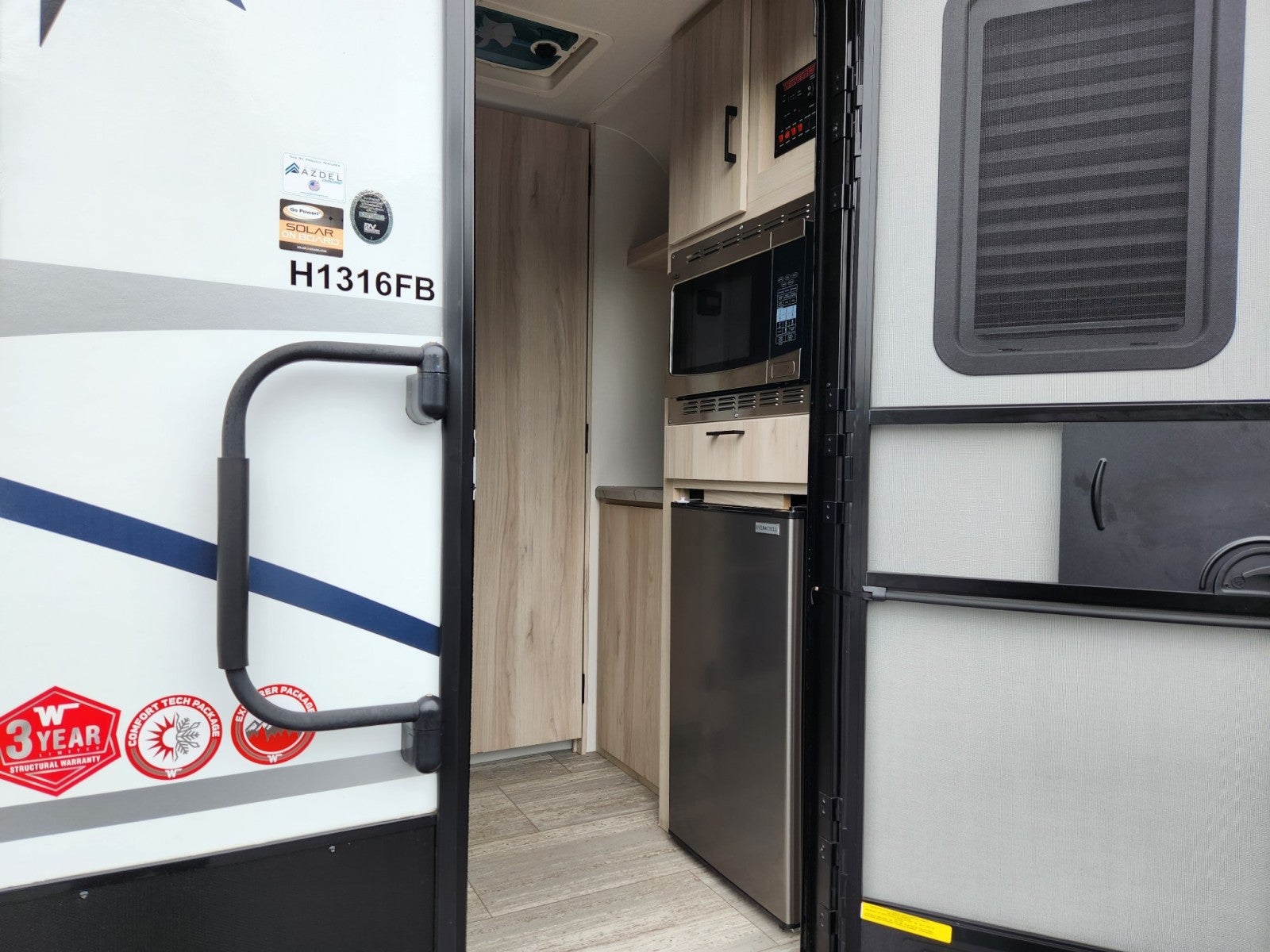 2023 Winnebago HIKE 100 H1316FB Base