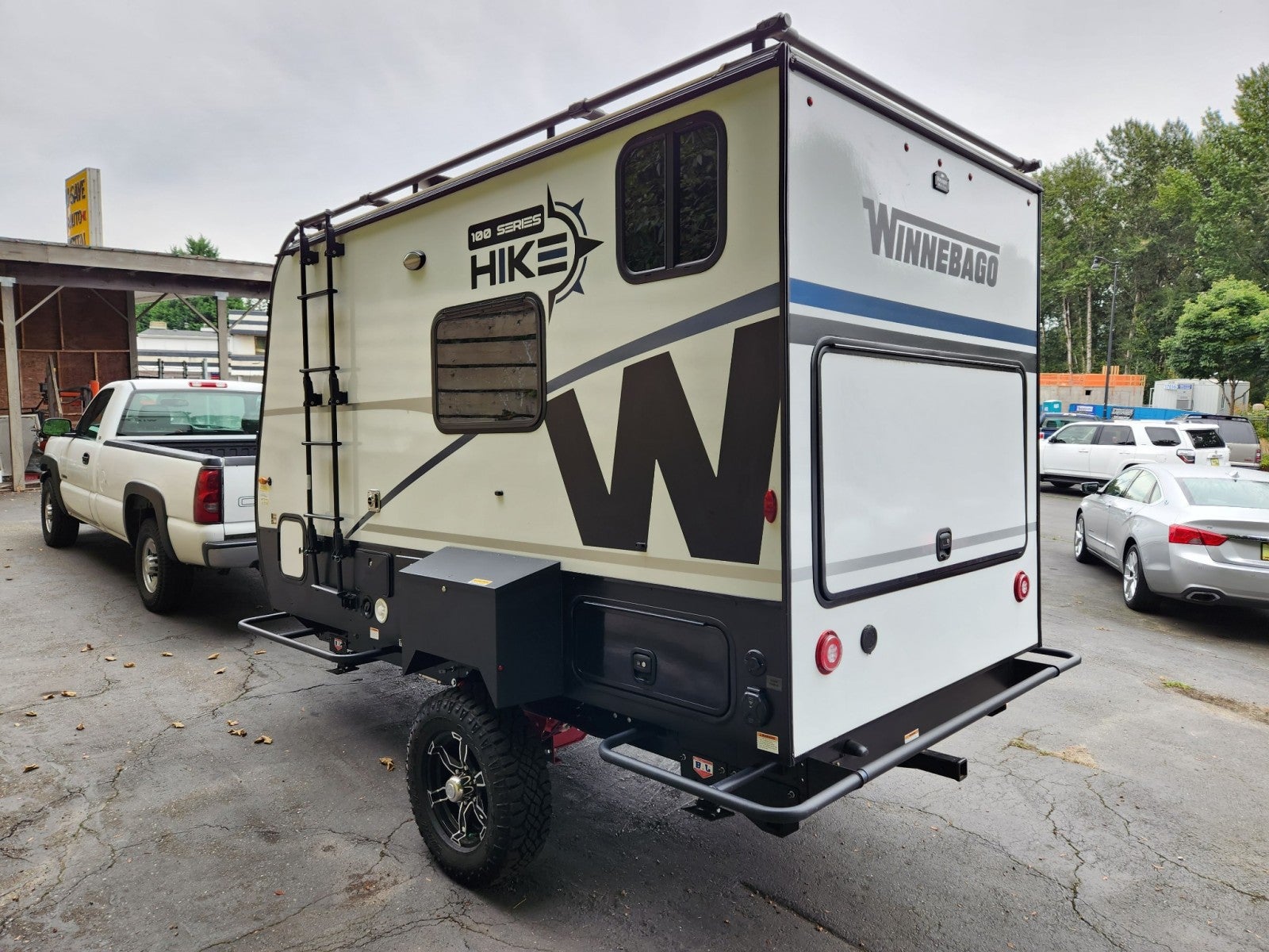 2023 Winnebago HIKE 100 H1316FB Base