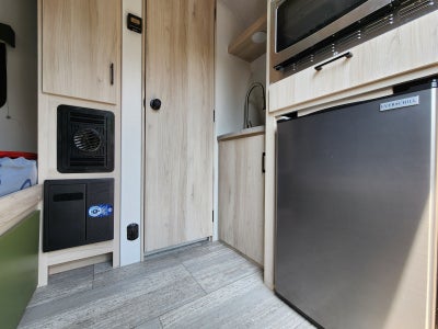 2023 Winnebago HIKE 100 H1316FB Base