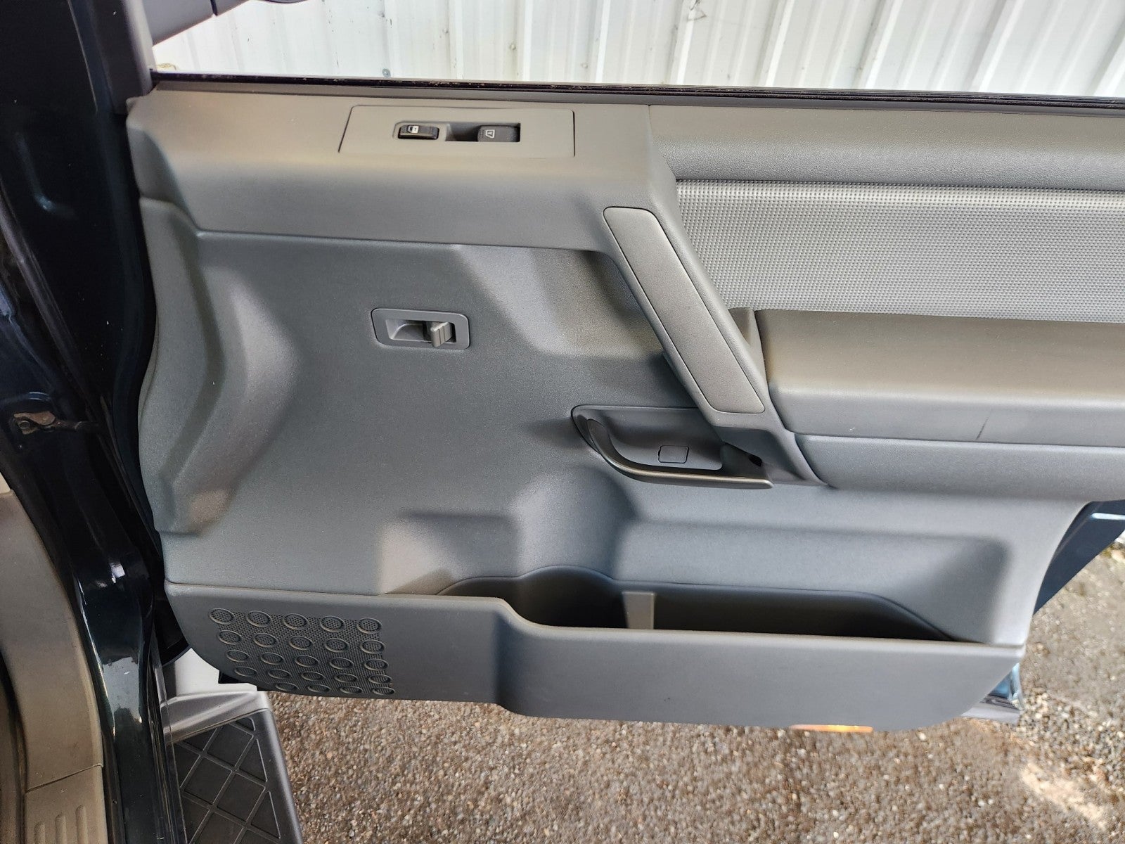 2005 Nissan Armada SE