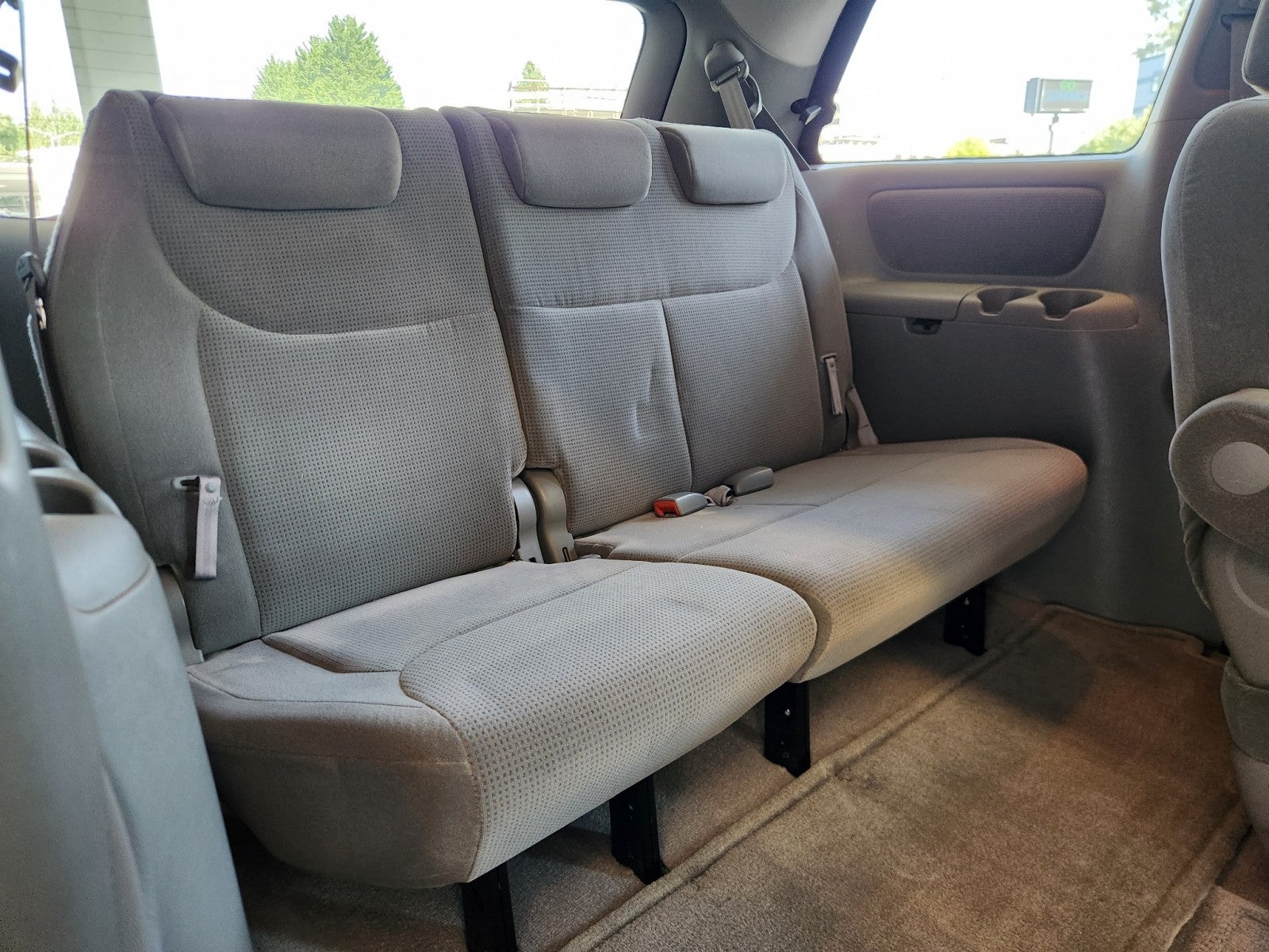 2005 Toyota Sienna LE