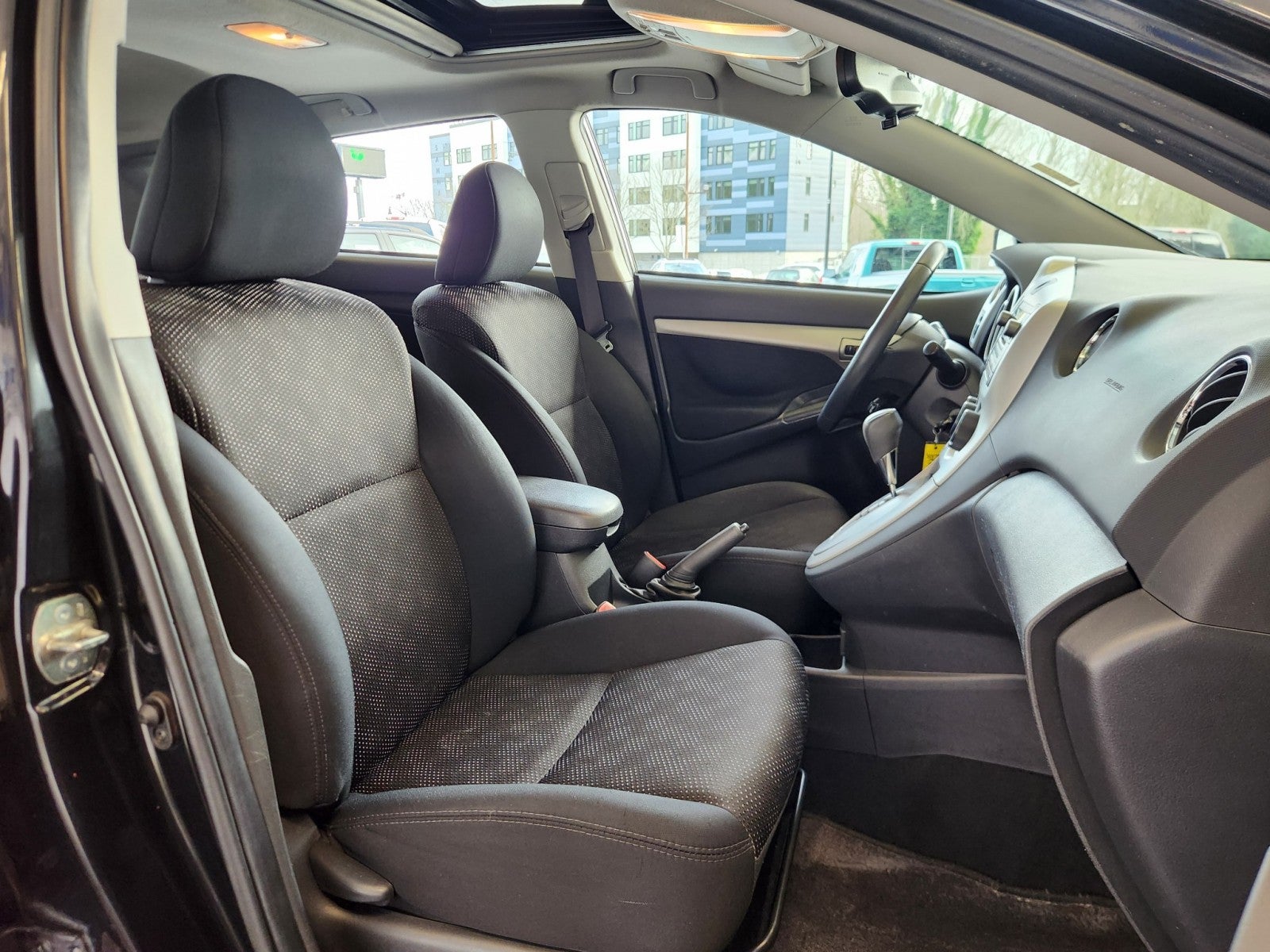 2010 Pontiac Vibe w/1SA