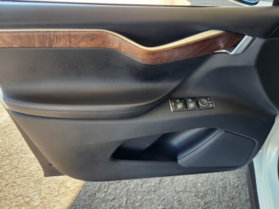 2016 Tesla Model X 90D