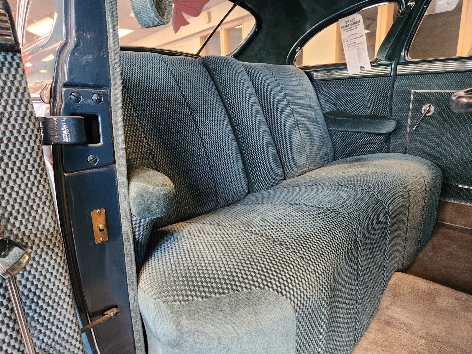 1947 Chrysler New Yorker Base