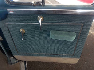 1947 Chrysler New Yorker Base