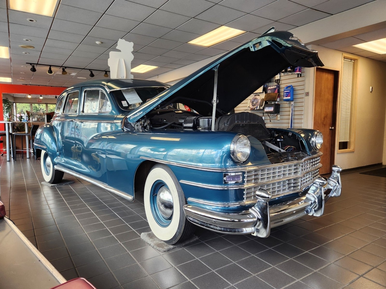 1947 Chrysler New Yorker Base