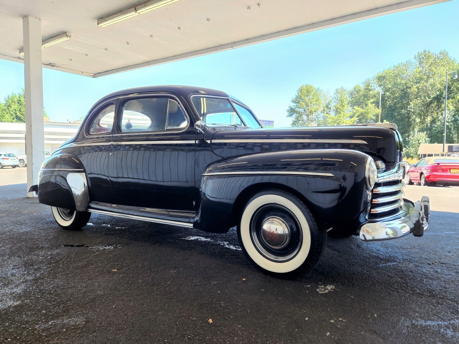 1946 Ford Business Super Deluxe Sedan Coupe