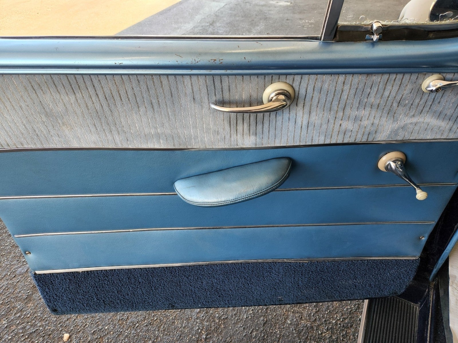 1946 Ford Business Super Deluxe Sedan Coupe