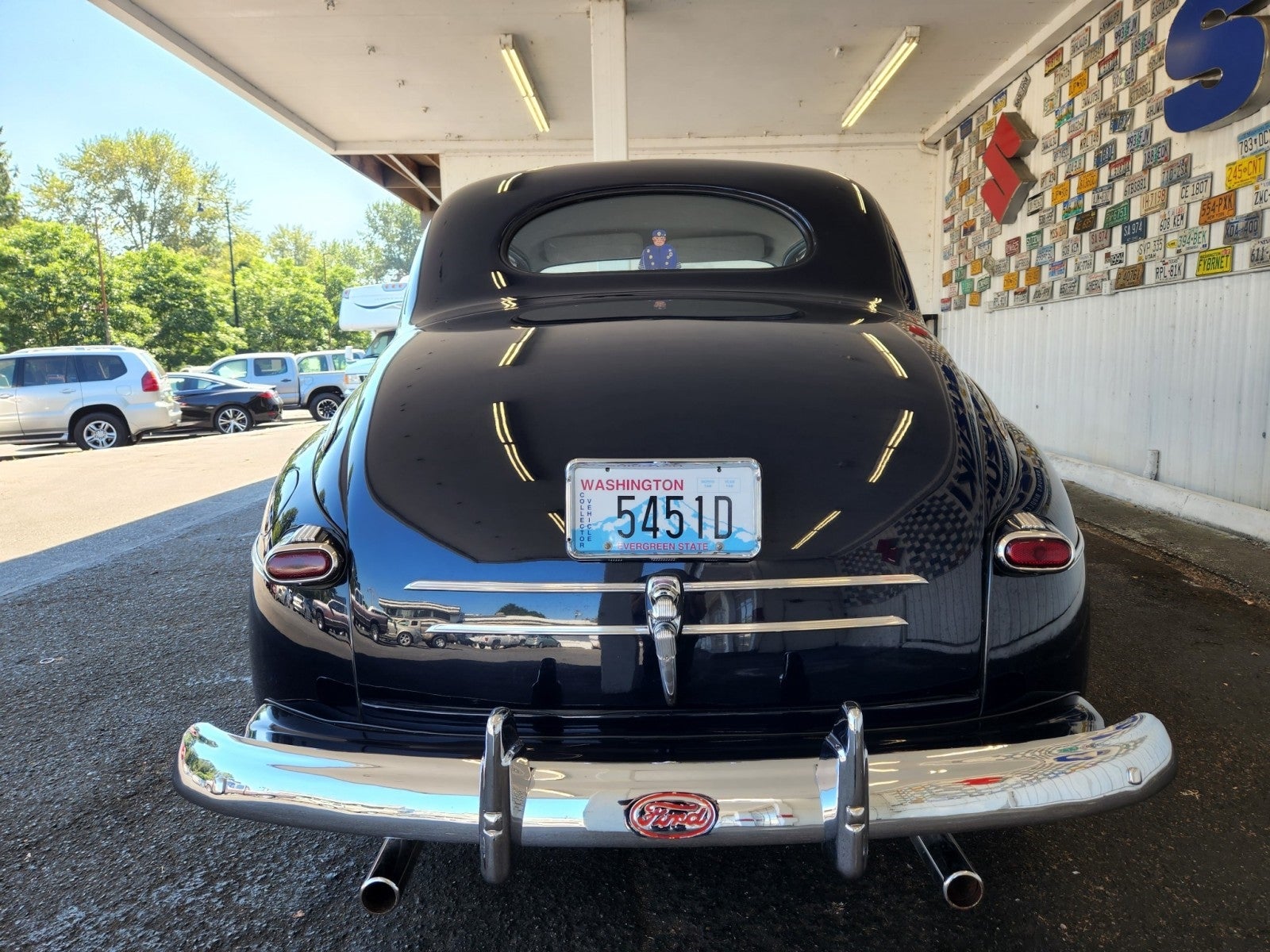 1946 Ford Business Super Deluxe Sedan Coupe