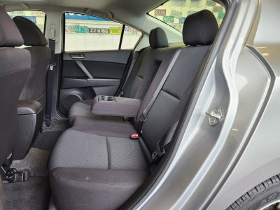 2011 Mazda Mazda3 i Touring