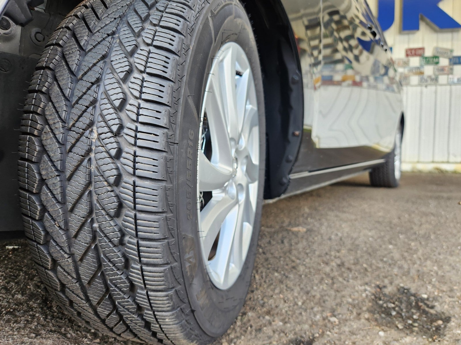 2012 Mazda Mazda5 Sport