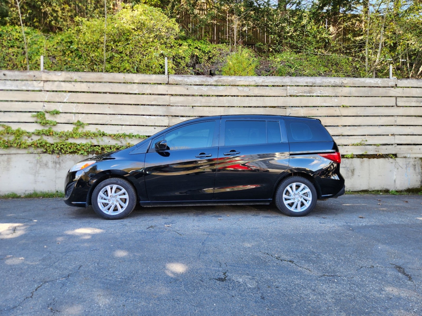 2012 Mazda Mazda5 Sport