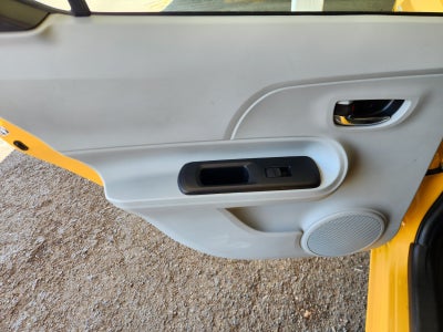 2014 Toyota Prius c Two