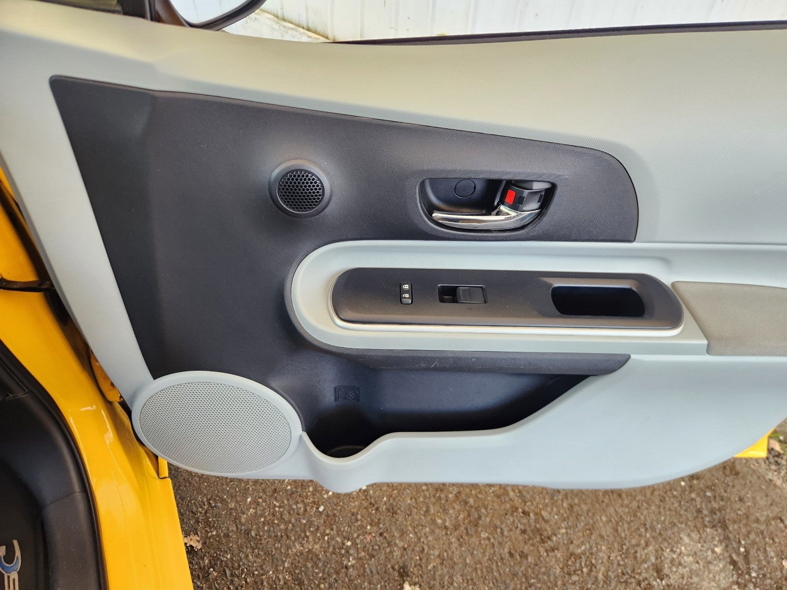 2014 Toyota Prius c Two