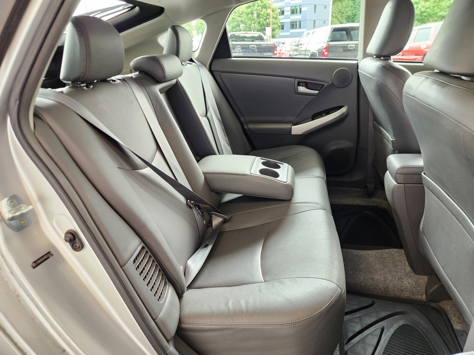 2010 Toyota Prius IV