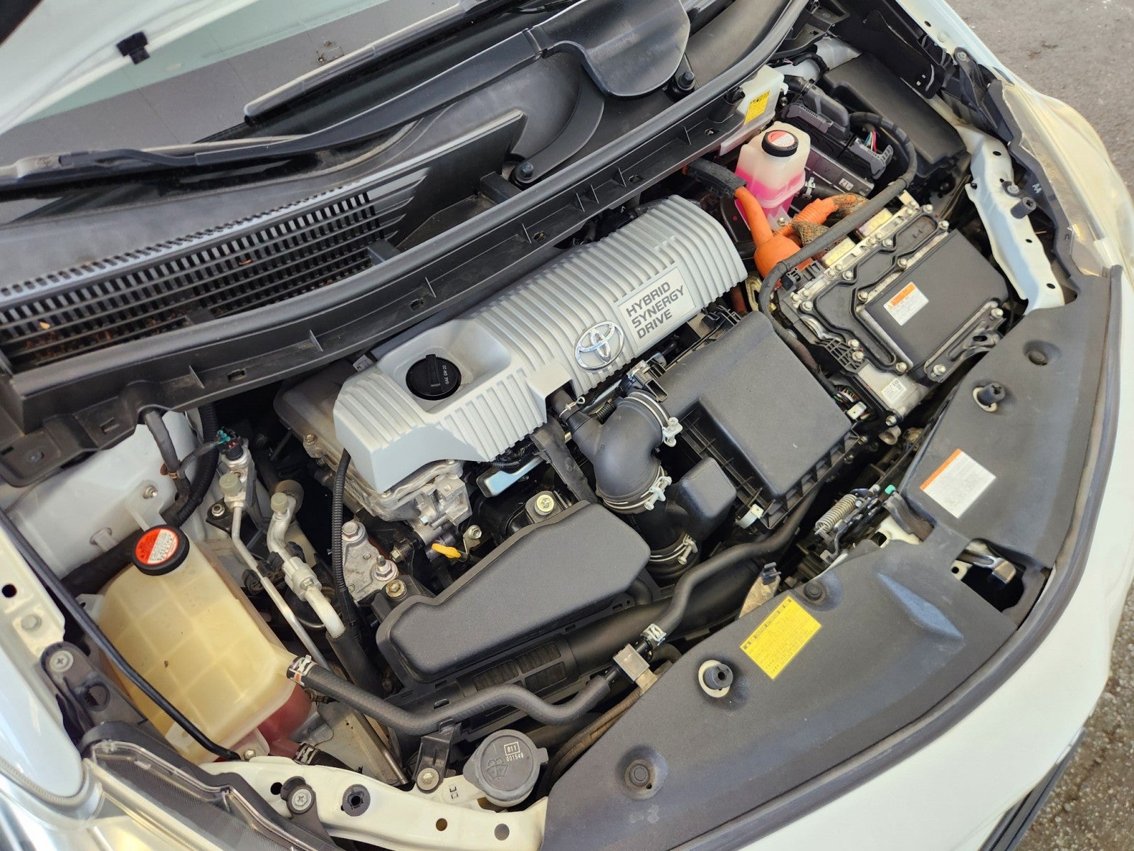 2015 Toyota Prius v Four
