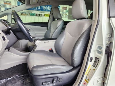 2015 Toyota Prius v Four