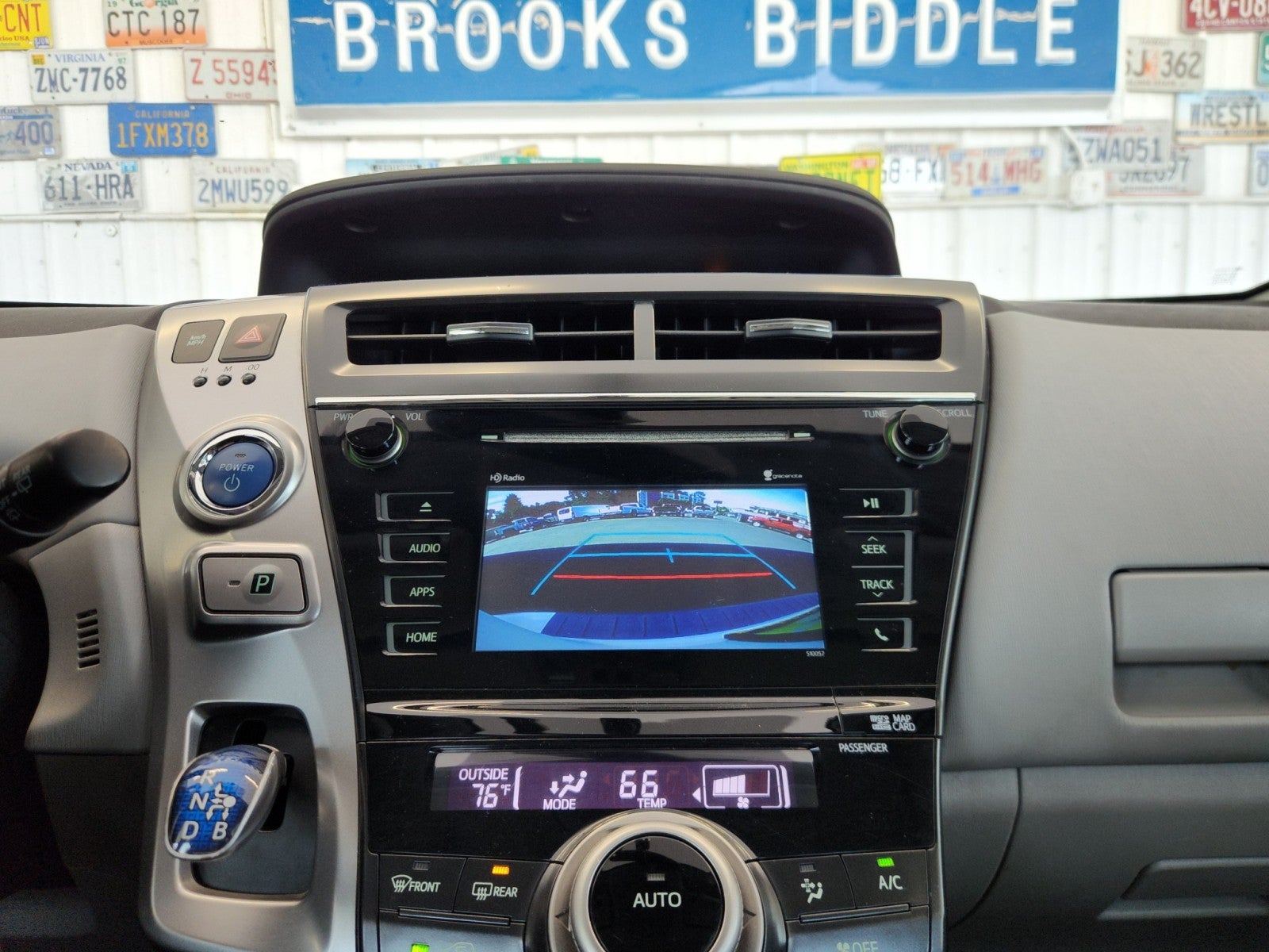 2015 Toyota Prius v Four