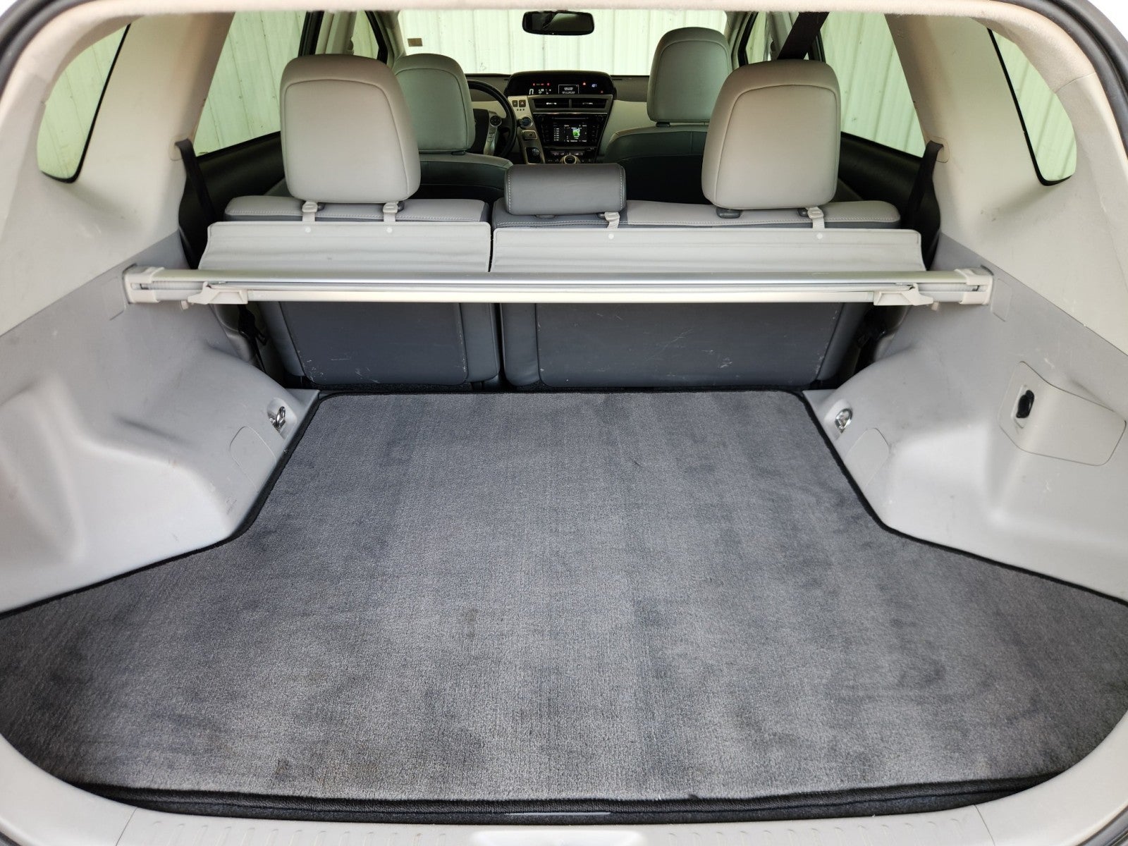 2015 Toyota Prius v Four
