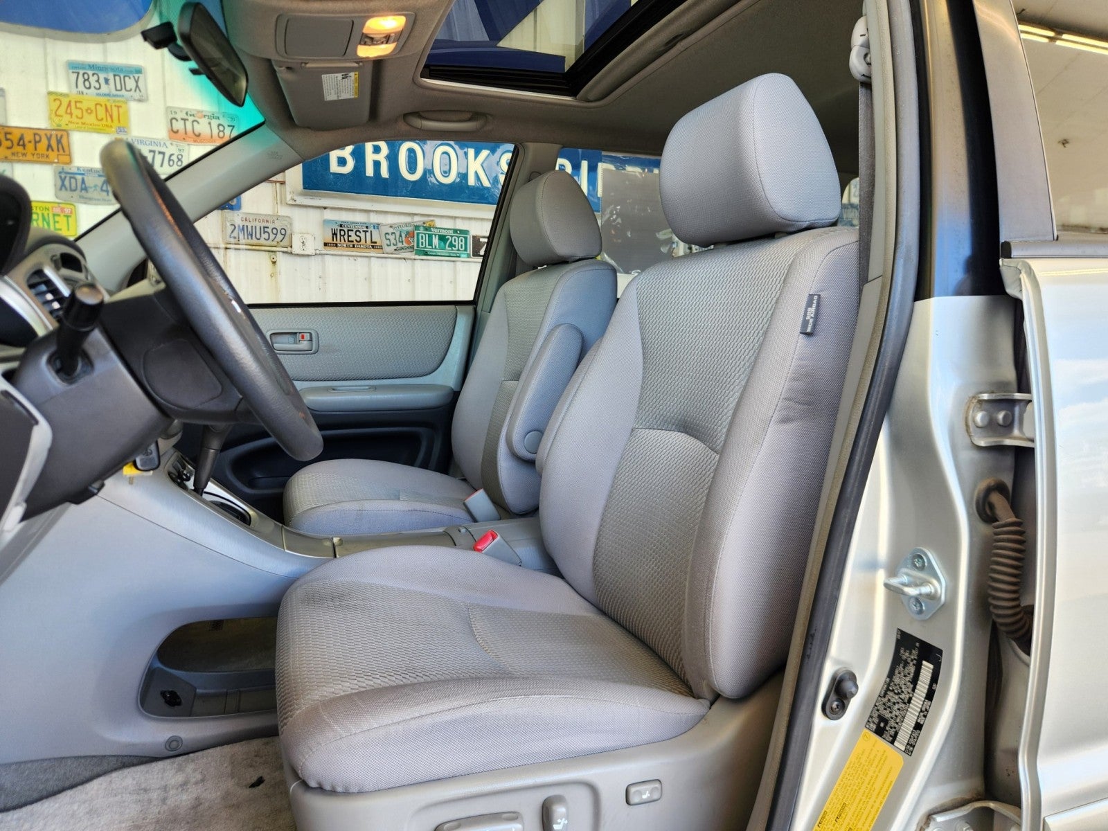 2007 Toyota Highlander Hybrid w/3rd Row
