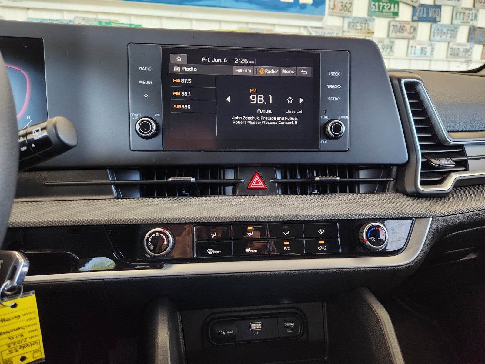 2023 Kia Sportage LX